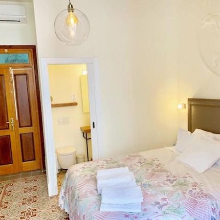 Cozy Studio With Balcony In The Best Place Appartement Sitges Buitenkant foto